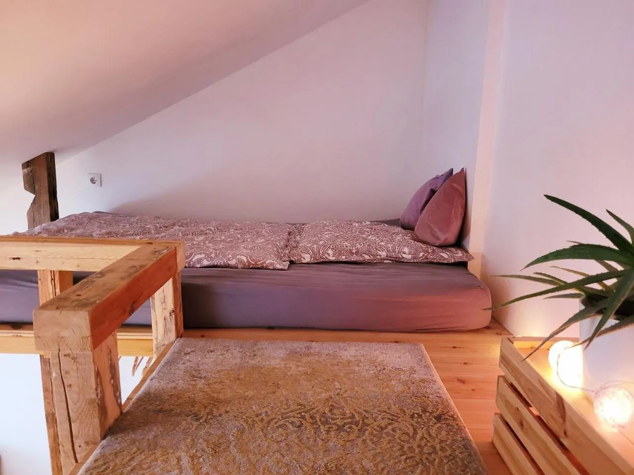 Room In Berlin City Center 0*,